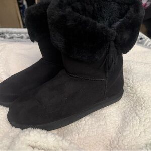 Elegant Black Women's Winter Boots